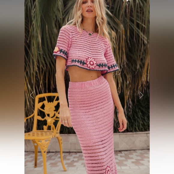 NWT Chasing Unicorns Sweet Dreams Floral Hand Crochet Set - Picture 5 of 8